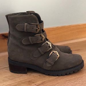 NWOT Blondo Suede Waterproof Booties - size 6.5